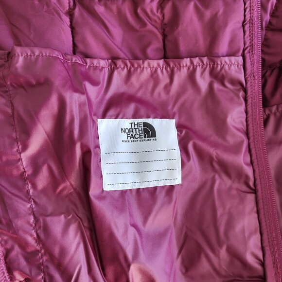 The North Face XXL Boysenberry Lhotse Jacket for Youths - Picture 8 of 12